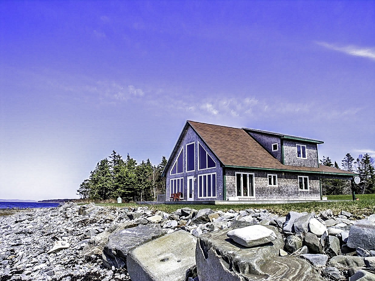 Our Cozy Cottage By The Bay