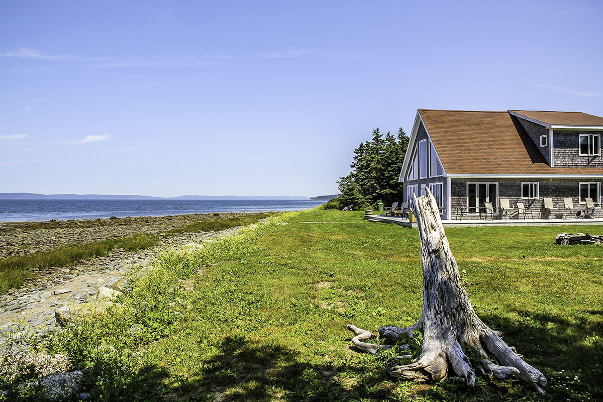 shorelineview1 Bayside Farm & Cottages